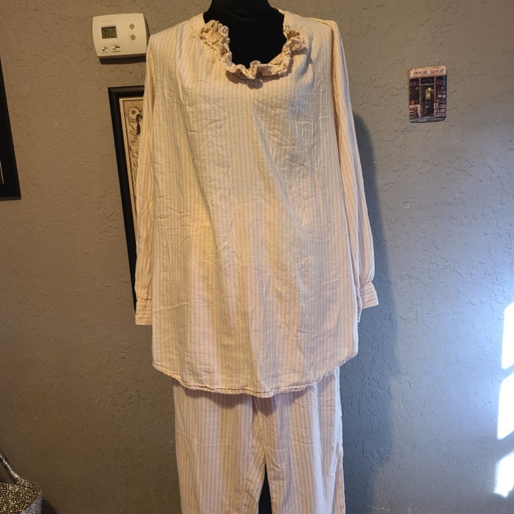 Aerie Pink & White Striped Pajama Set Size XL